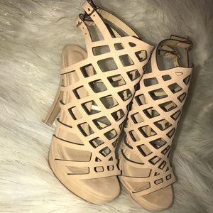 Tan heels only worn once